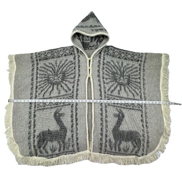 Vintage Alpaca Wool Poncho Cape Hooded Llama Fringe Peru Handmade Boho OS - Picture 12 of 15